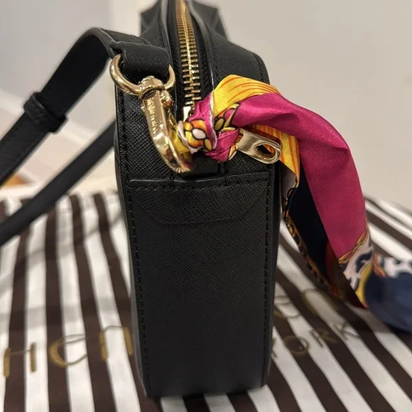 Henri Bendel Bag Black Saffiano Leather Crossbody Bag - Picture 6 of 17